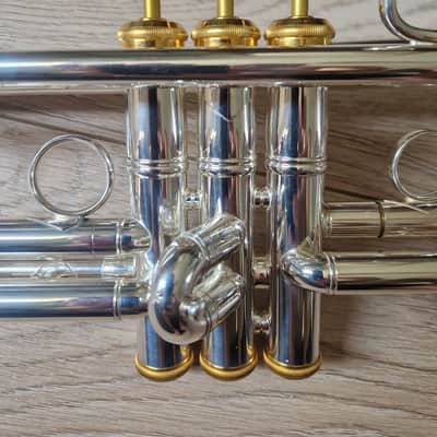 Vincent Bach Stradivarius 72* Silver and gold trim image 8