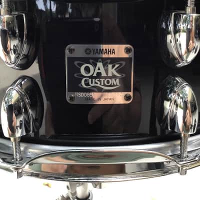 5.5x14 Yamaha Oak Custom Snare drum w/Protection Racket bag. image 2