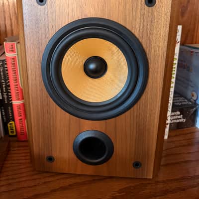 Bowers & Wilkins 805 Matrix Bookshelf Speakers - Oak - Pretty! image 1