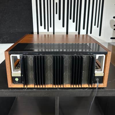 Pioneer SA-9500 80-Watt Stereo Solid-State Integrated Amplifier 1975 - 1979 - Silver image 9