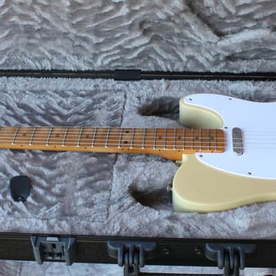 Fender Limited Edition Vintera II Road Worn '60s Telecaster 2025 Blonde Nitro image 22