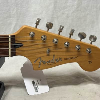 Fender Deluxe Series Toronado Guitar - MIM Made In Mexico 1997 image 6