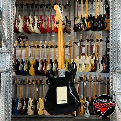 Fender 70 Th Anniversary Player Stratocaster Nebula Noir Ltd image 8