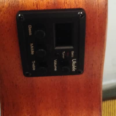 Aklot AKET26 2020 - Natural Mahogany Acoustic-Electric Ukulele w/ Hard Case image 3