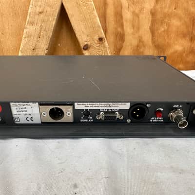 Sennheiser EM3532 572-608 MHz w/2 SK5012 Bodypacks - Two Available image 3