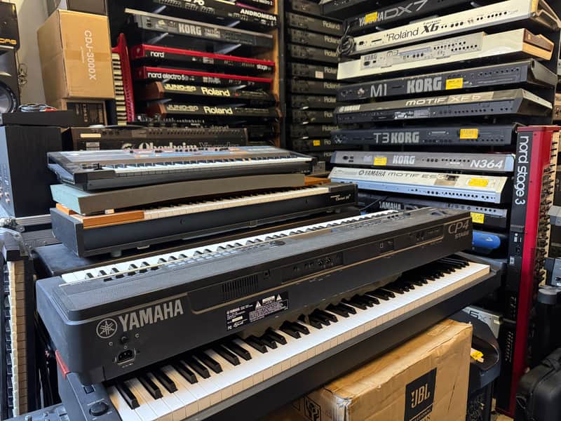 Yamaha CP4 Wooden 88 weighted wooden Key Stage Piano 2010s ,New Felt //ARMENS// image 1