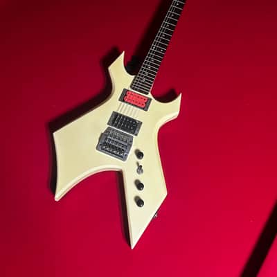 B.C. Rich Warlock 1985 - Cream White image 2