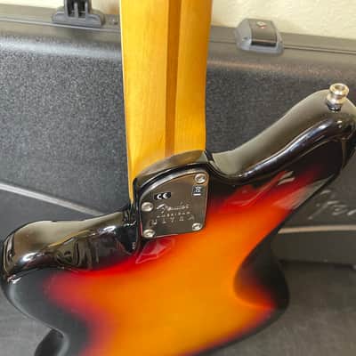 Fender American Ultra Jazzmaster 2020 - UltraBurst w/Flat Case image 12