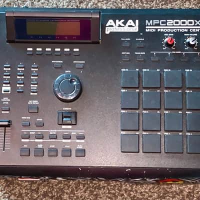 Akai MPC2000XL MIDI Production Center | Reverb