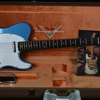 Fender Custom Shop 60's Telecaster from 2023 in Relic Lake Placid Blue with original hardcase image 11