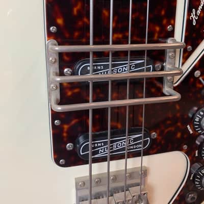 Burns Limited Edition 1964 Shadows Bass John Rostill nr. 287 of 500 2006 White image 4