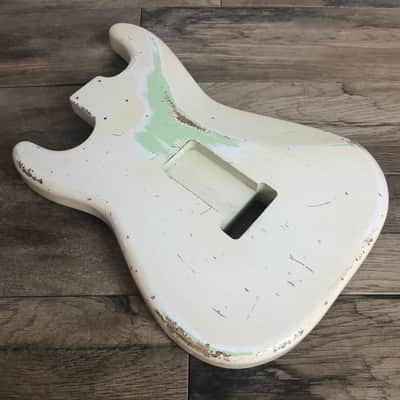 Made to Order - FRANCHIN Mercury F guitar body Relic Aged 100% Nitro Lacquer COLOR OVER COLOR (Sunburst/ Black/ White/ Blue/ Green/ Yellow/ Red/ Pink/ Burgundy/ Purple/ Gold/ Silver, etc.) Stratocaster-Strat-S-Style F-hole Thinline Made in Italy image 6