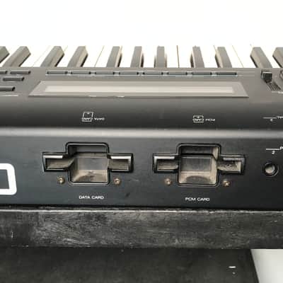 Roland JV-90 Expandable Synthesizer 76-Key Keyboard image 12