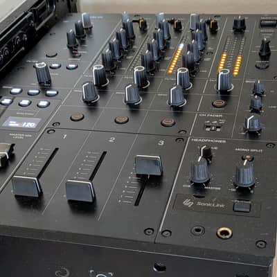 AlphaTheta DJM-V5 3-Channel DJ Mixer image 7