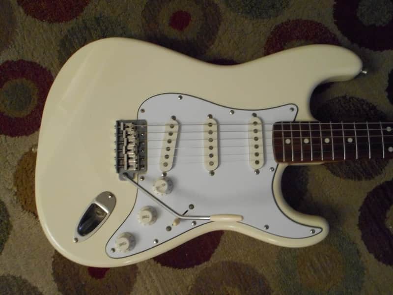 Fantastic 1988 Fender Stratocaster Made in Japan image 1