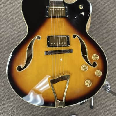 Tanglewood (No Label) Hollow-Body Archtop Electric Guitar Sunburst image 4