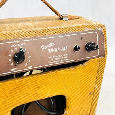 Fender Champ 5D1 Wide Panel 1x6" Combo Amplifier 1955 - Tweed image 8