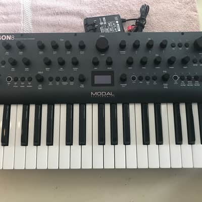 Modal Electronics Argon8 8 Voice 37-Key Wavetable Synthesizer in mint condition with power supply. image 1