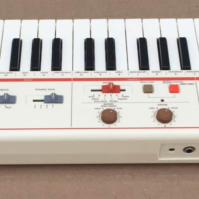 Casio Casiotone MT-40 Vintage Synthesizer Keyboard image 6