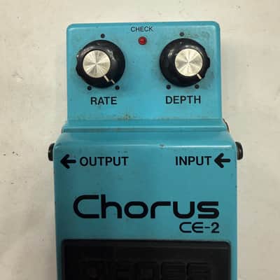 Boss Roland CE-2 Chorus Analog Vintage 1986 Guitar Effect Pedal MIJ Japan image 2