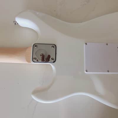 RNC Customs Stratocaster SSS 2026 - Ivory image 11