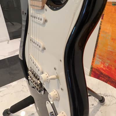 Fender Custom Shop Eric Clapton Stratocaster 2004 - Present Mercedes Blue image 9