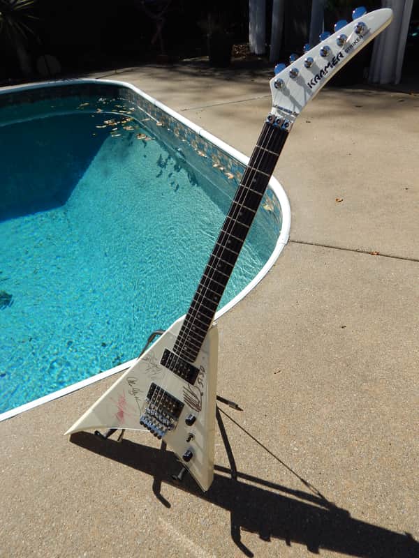 Kramer ST 400 Signed By Van Halen 1986 W/Back Stage Pass 5150 Tour image 1