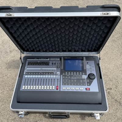 Roland VS-1880 24-Bit Digital Studio Workstation w/Extras!!!!