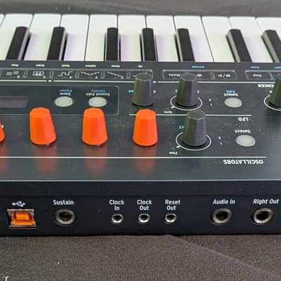 Arturia MiniFreak Synthesizer inkl. OVP, Netzteil & Kabel Bild 8