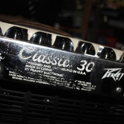 Peavey Classic 30 II/30 Watt 1 X 12" Tube Amp Combo (White Tolex) on Wheels image 13