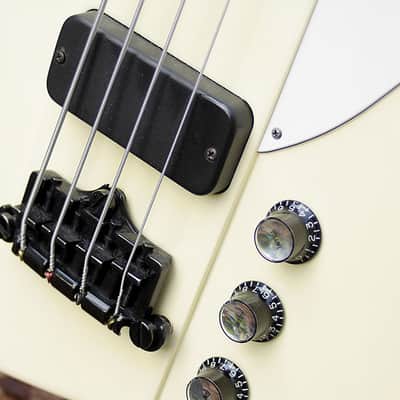 White Gibson Thunderbird IV Bass, rare and excellent! 2003! Price Drop! image 3