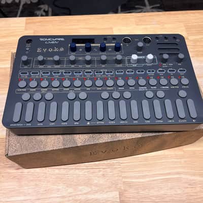 Sonicware Liven evoke 27-Key Acoustronic Sythesizer and Granular Effects image 2