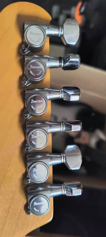 6 in-line Ibanez Smooth Tuner II's Chrome - 80's image 1