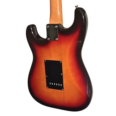 Fender STD-62 Stratocaster 1980's - 3 Tone Sunburst image 11