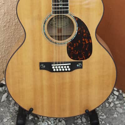 Larrivee  12 String Bild 1