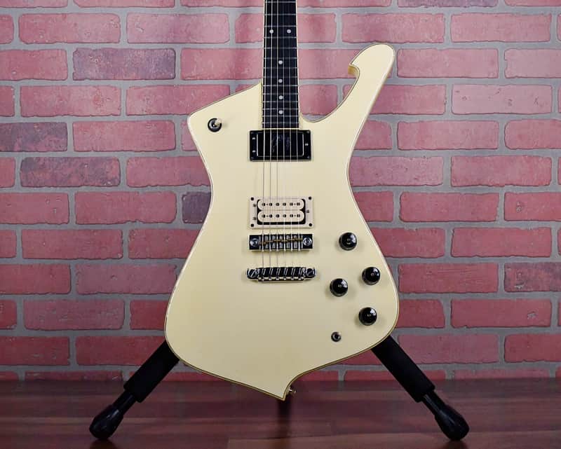 Ibanez IC100WH Iceman White Finish Made in Japan 1979 w/OHSC | Reverb