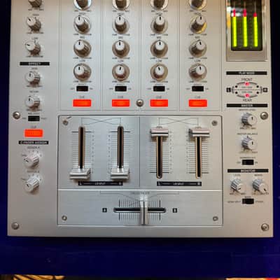 Technics SH-MZ1200 Professional DJ 4-channel Mixer with Digital In