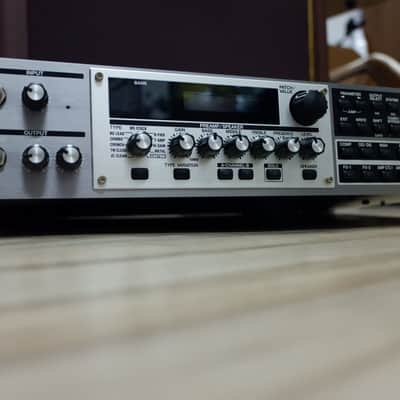 Boss GT-Pro Guitar Effects Processor 2000s - Silver image 2