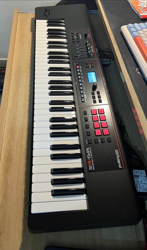 Roland XPS-10X Synthesizer image 1