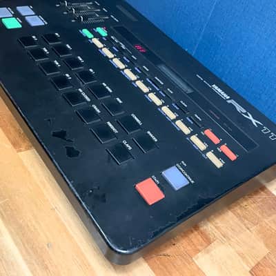 Yamaha RX11 Digital Rhythm Programmer - Black image 3