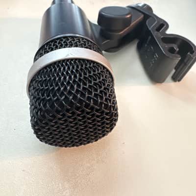 AKG D40 Cardioid Dynamic Instrument Mic 2010s - Black image 5