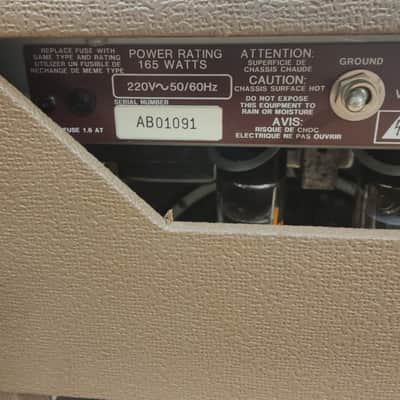 Fender '63 Vibroverb Reissue 40-Watt 2x10" Guitar Combo 1990 - 1995 - Brown Tolex image 11