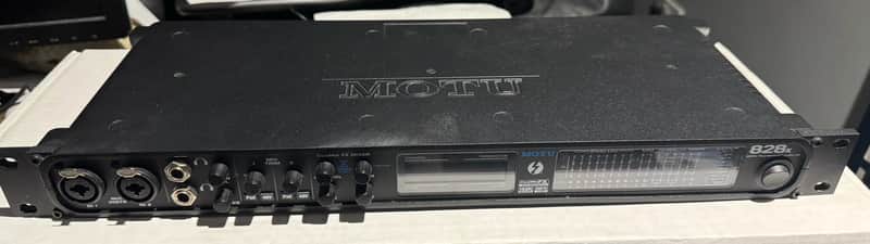 Immagine MOTU 828x Thunderbolt / USB 2.0 Audio Interface - Black - 1