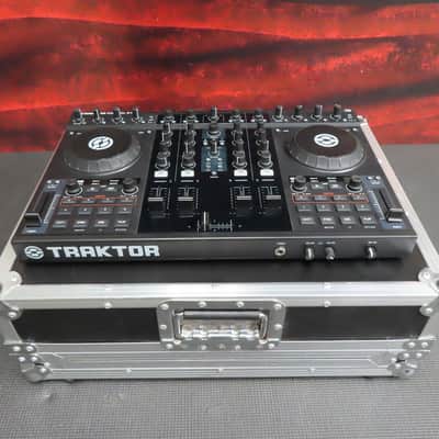 Native Instruments TRAKTOR KONTROL S1 MK1 DJ Controller (Westminster, CA) image 2