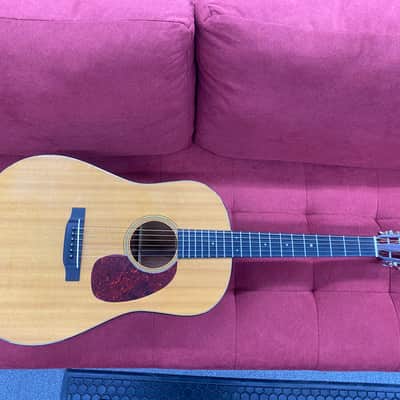 Martin D-18VMS 12-Fret Dreadnought Acoustic Guitar 1998 - Natural w/ Case image 2