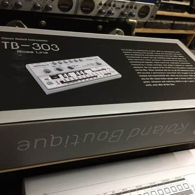 Roland TB-03 Boutique Bass Line Synthesizer TB-303 Clone ,New in box  //ARMENS// image 3
