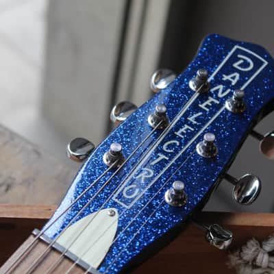 DANELECTRO 59M NOS+ Metalflake 60th Anniversary Blue Metalflake, 2, 88 KG image 8