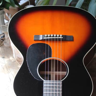 MARTIN "CEO-7 Custom & Special Editions, 00-14 Fret Slope Shoulder" HARDCASE image 5