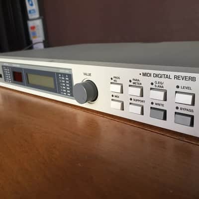 Akai AR900 Digital Reverb in Near Mint Condition image 3