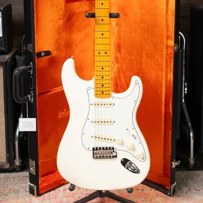 Fender Limited Edition American Vintage II '73 Stratocaster Electric Guitar, Maple Fingerboard - Olympic White with Hardshell Case image 13